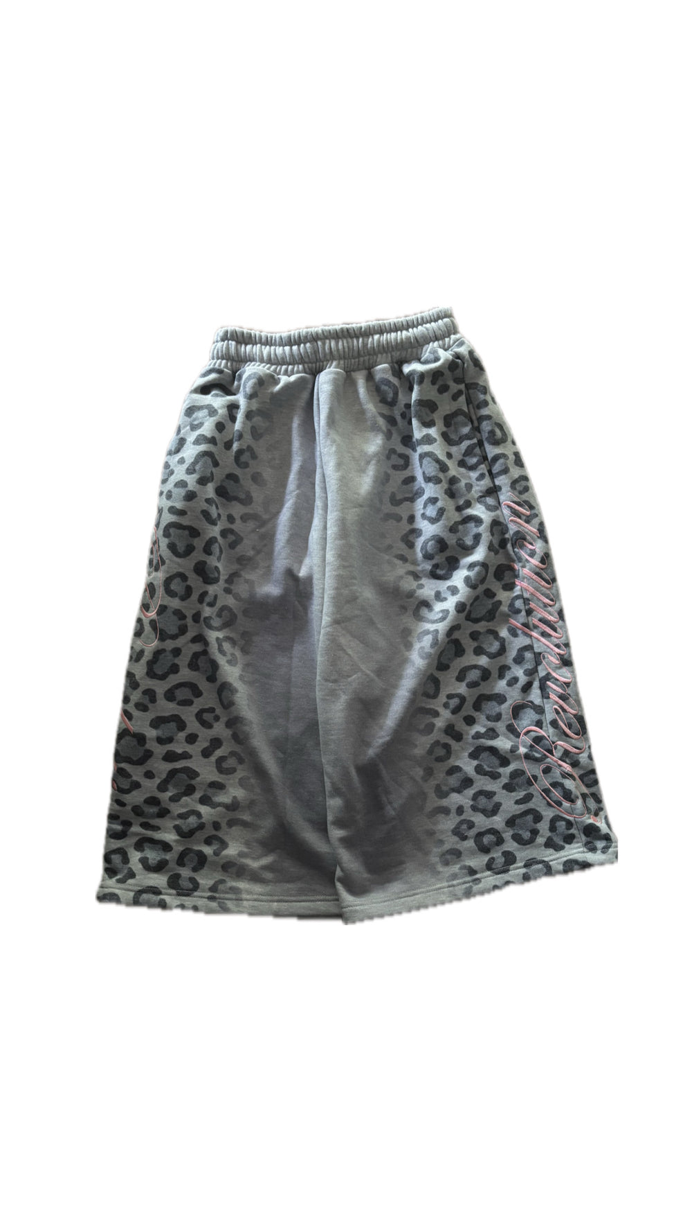 “Revo” shorts