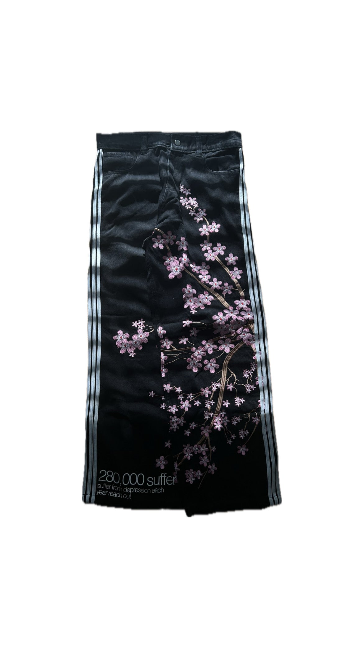 Sakura denim noir.